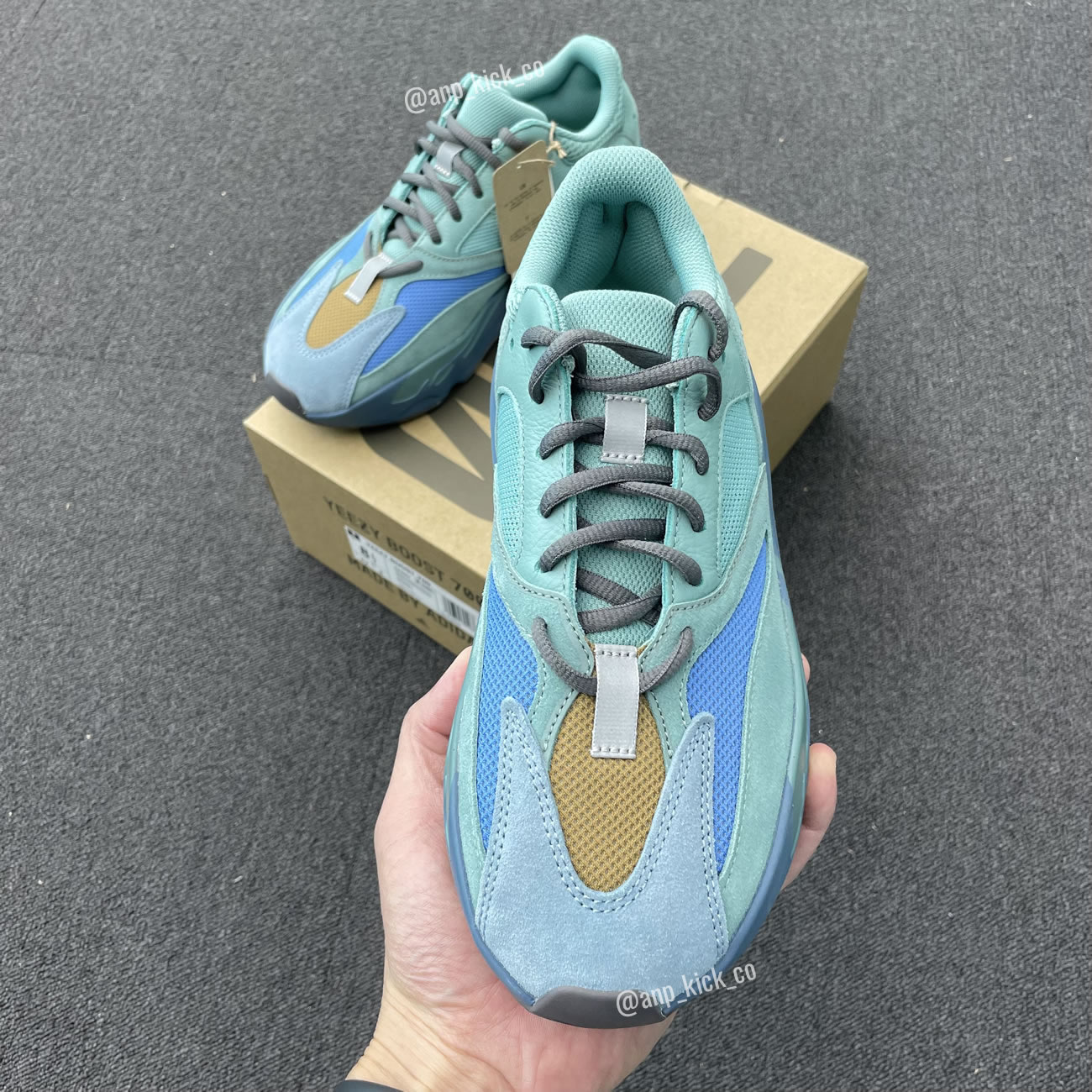 Adidas Yeezy Boost 700 Sea Blue Orange Anpkick Gz2002 (5) - www.newkick.vip