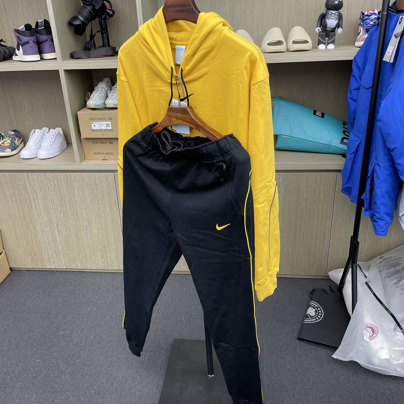 Anpkick Nike Drake Nocta Cardinal Stock Hoodie Grey Da3920 052 (8) - www.newkick.vip