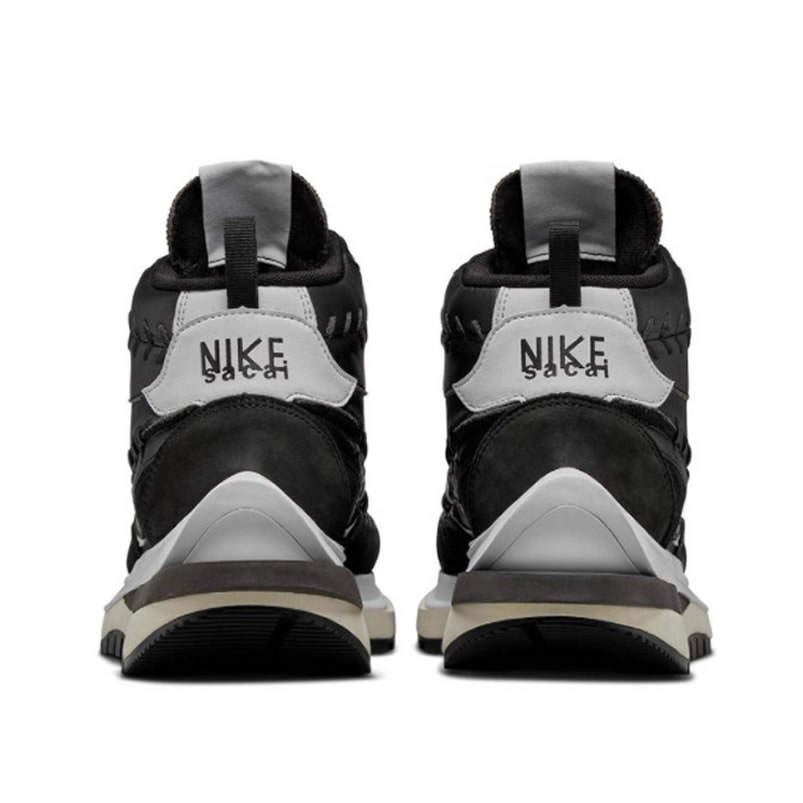 Sacai Nike Vaporwaffle Jean Paul Gaultier Black White Dh9186 001 (4) - www.newkick.vip