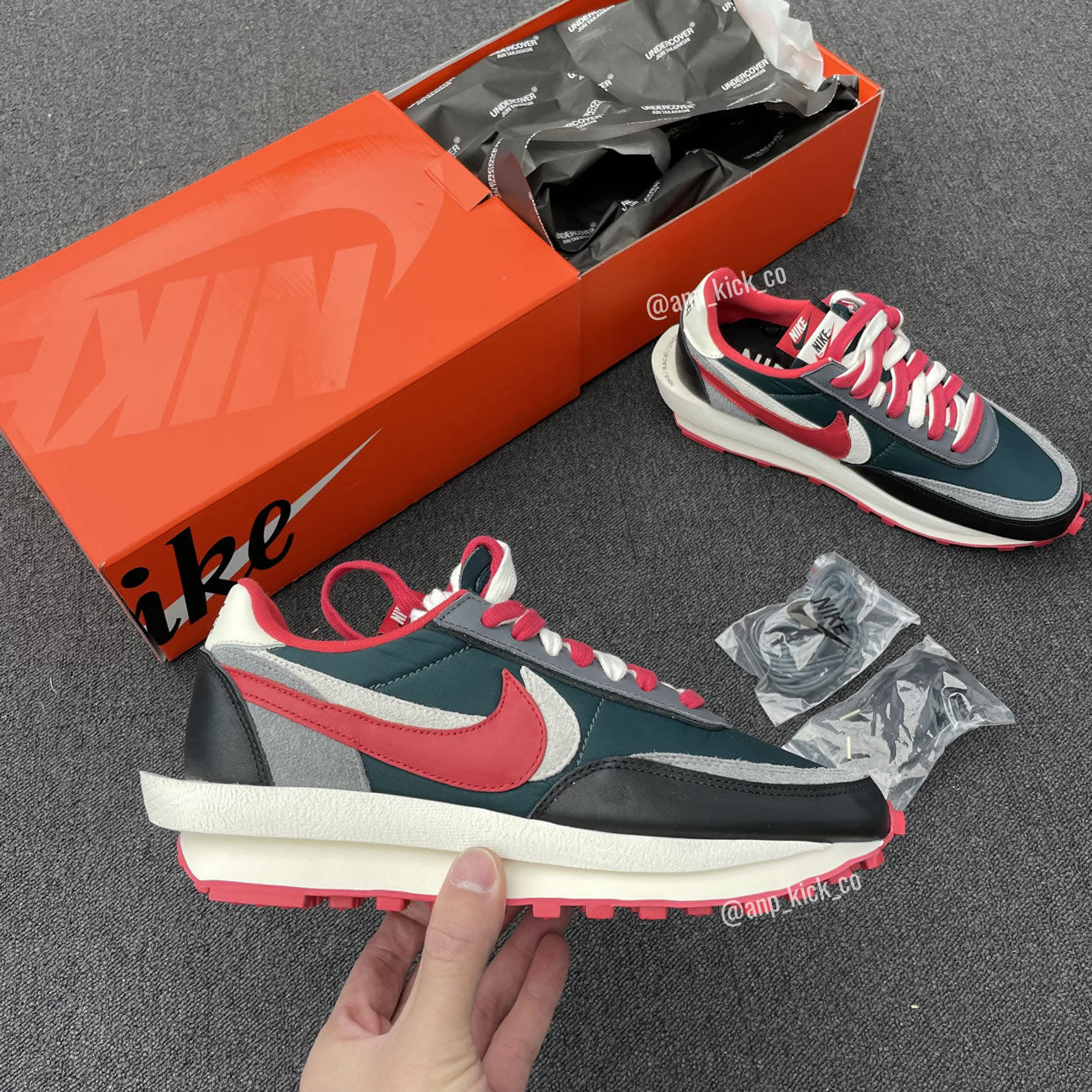 Sacai Undercover Nike Ldwaffle Midnight Spruce University Red Anpkick Dj4877 300 (1) - www.newkick.vip Sacai Undercover Nike Ldwaffle Midnight Spruce University Red Anpkick Dj4877 300 (1) - www.newkick.vip