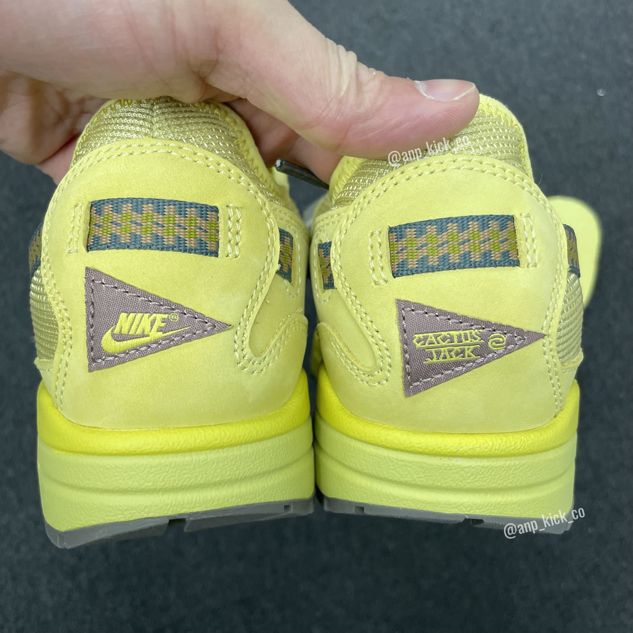 Travis Scott Nike Air Max 1 Saturn Gold Anpkick Do9392 700 (11) - www.newkick.vip Travis Scott Nike Air Max 1 Saturn Gold Anpkick Do9392 700 (11) - www.newkick.vip
