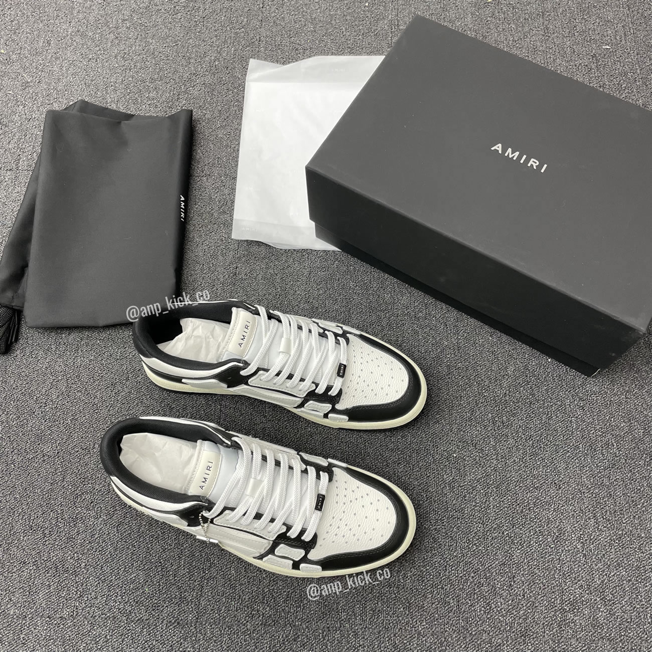 A M I R I Skel Top Low Leather Sneakers Black White Anpkick Mfs003 000 (11) - www.newkick.vip A M I R I Skel Top Low Leather Sneakers Black White Anpkick Mfs003 000 (11) - www.newkick.vip