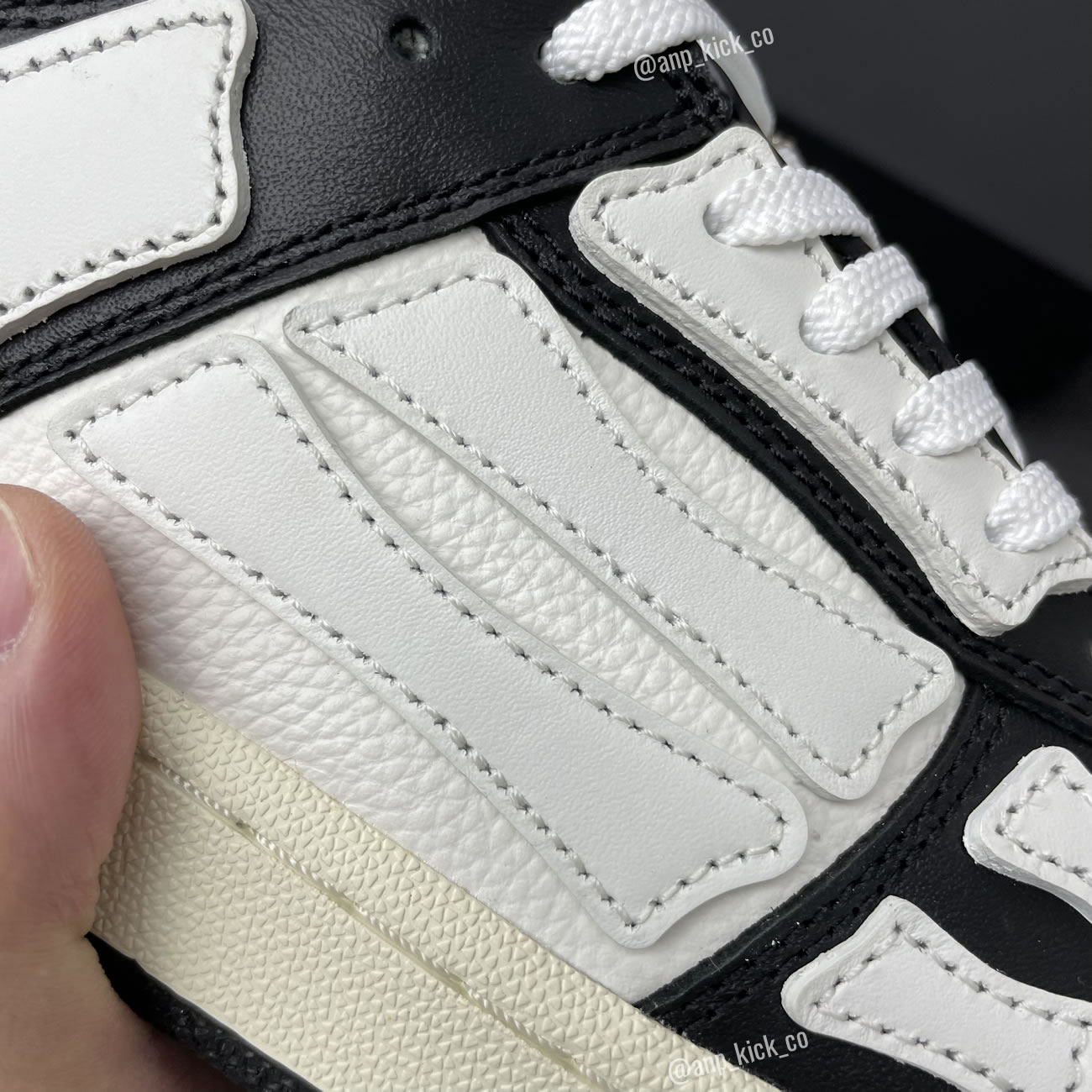 A M I R I Skel Top Low Leather Sneakers Black White Anpkick Mfs003 000 (5) - www.newkick.vip A M I R I Skel Top Low Leather Sneakers Black White Anpkick Mfs003 000 (5) - www.newkick.vip