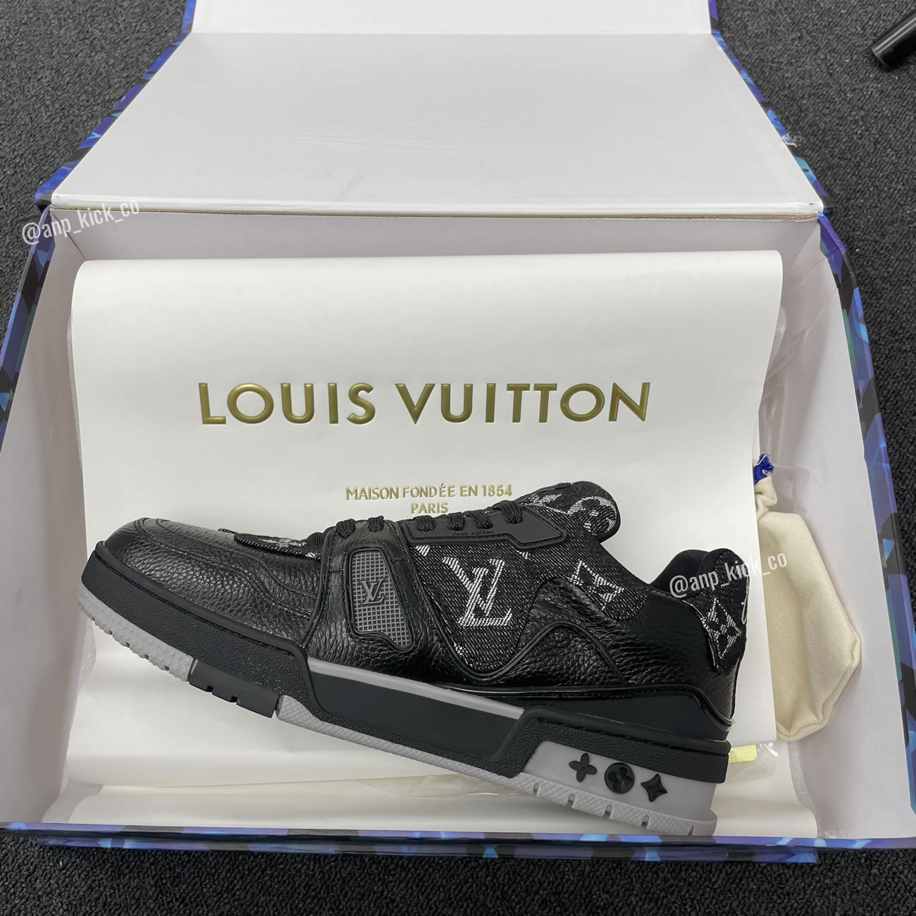 New L V Trainer Sneaker Shoes Noir (11) - www.newkick.vip