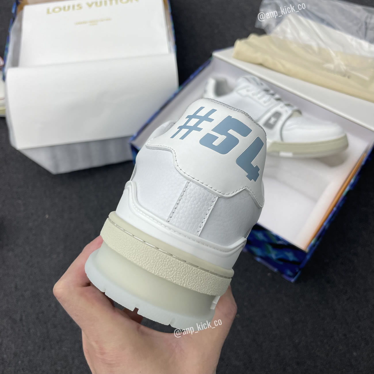 New L V Trainer Sneaker Shoes White Signature (3) - www.newkick.vip