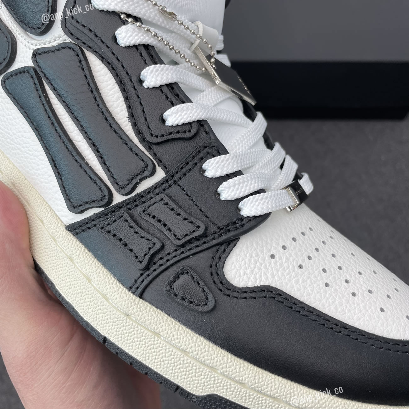 A M I R I Skel Top High Leather Sneakers Black White Anpkick Mfs002 004 (4) - www.newkick.vip A M I R I Skel Top High Leather Sneakers Black White Anpkick Mfs002 004 (4) - www.newkick.vip