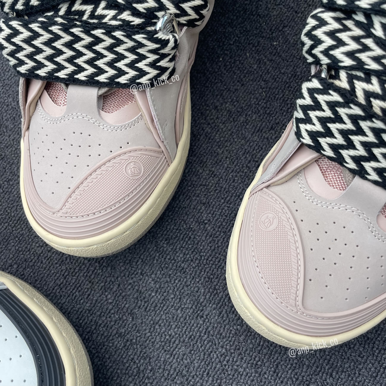 L A N V I N Leather Curb Sneakers Pink Anpkick Drag A2051 (7) - www.newkick.vip L A N V I N Leather Curb Sneakers Pink Anpkick Drag A2051 (7) - www.newkick.vip