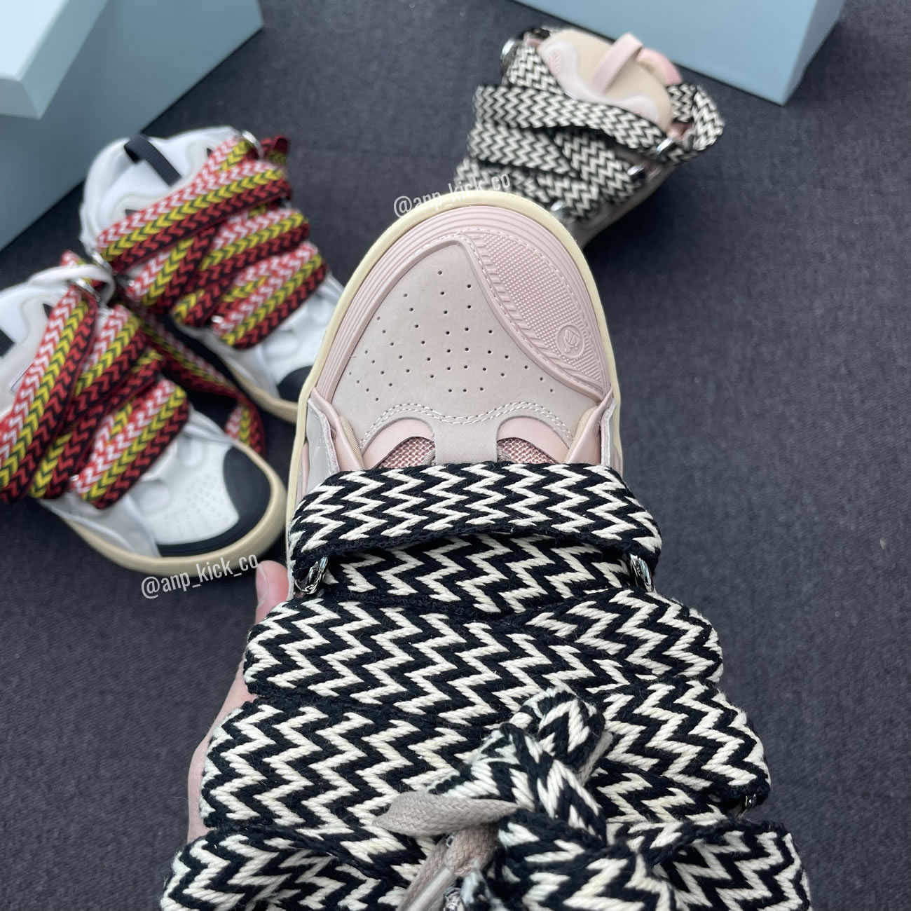 L A N V I N Leather Curb Sneakers Pink Anpkick Drag A2051 (4) - www.newkick.vip
