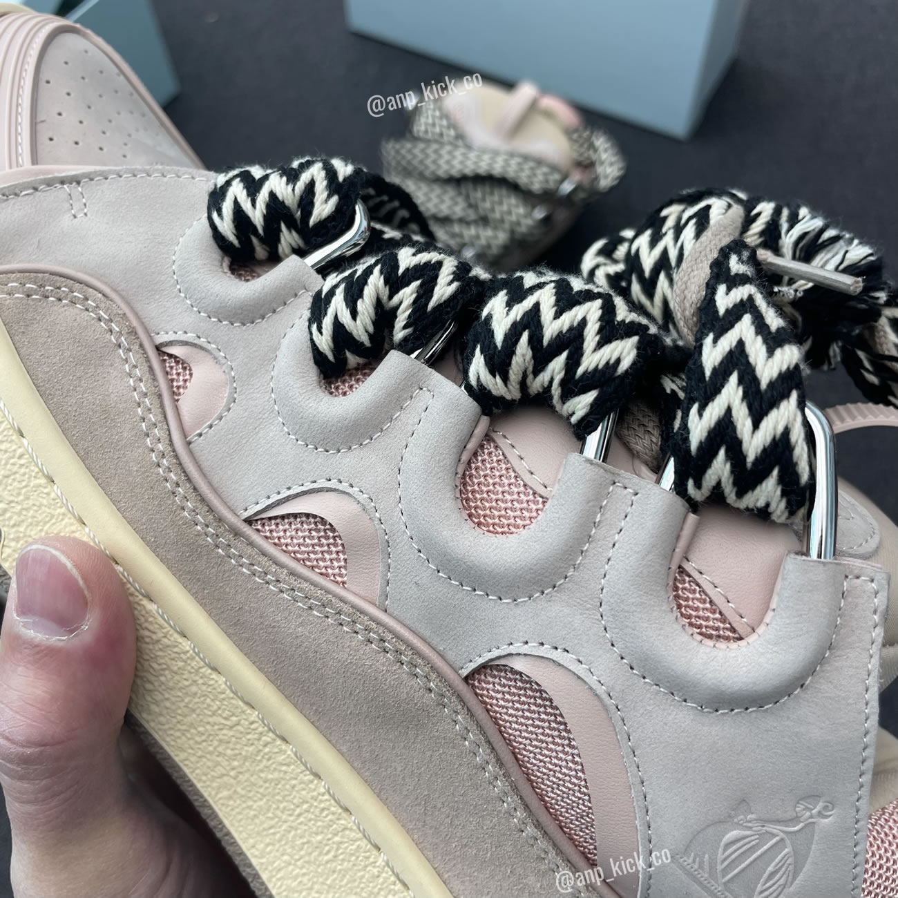 L A N V I N Leather Curb Sneakers Pink Anpkick Drag A2051 (5) - www.newkick.vip