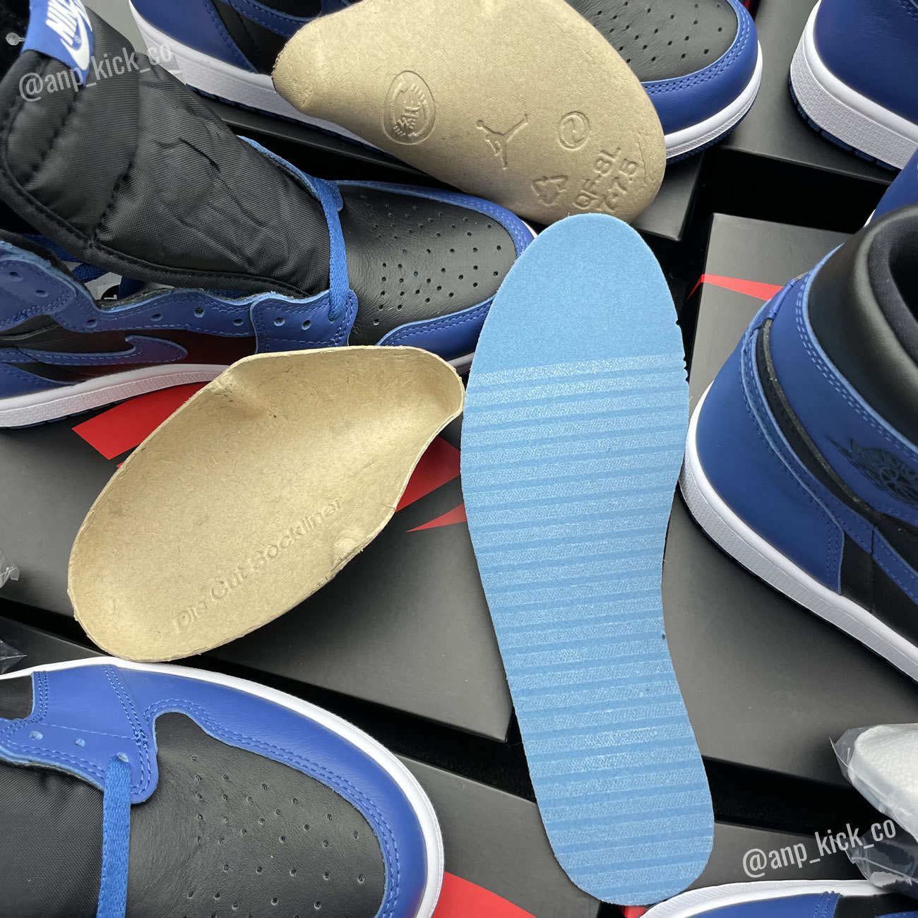 Air Jordan 1 Retro High Og Anpkick Dark Marina Blue 555088 404 (7) - www.newkick.vip Air Jordan 1 Retro High Og Anpkick Dark Marina Blue 555088 404 (7) - www.newkick.vip