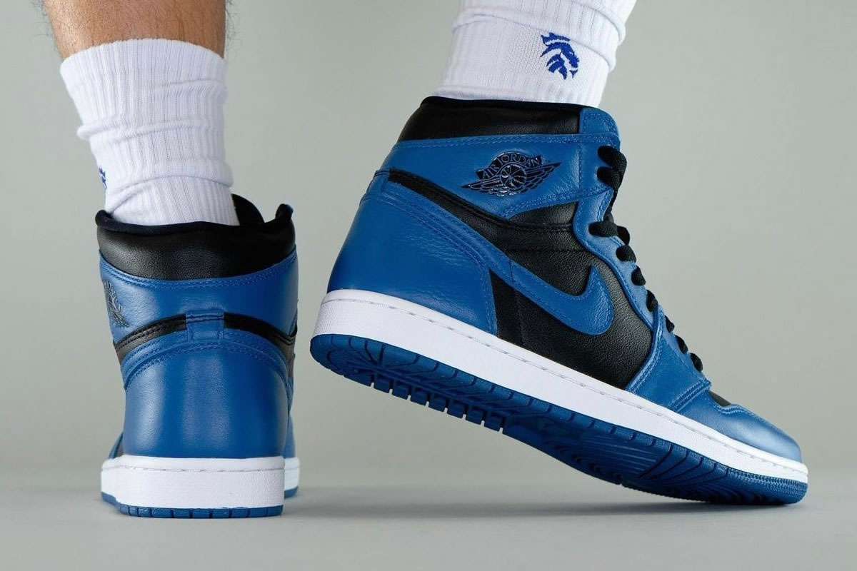 Air Jordan 1 Retro High Og Dark Marina Blue On Feet 555088 404 (4) - www.newkick.vip