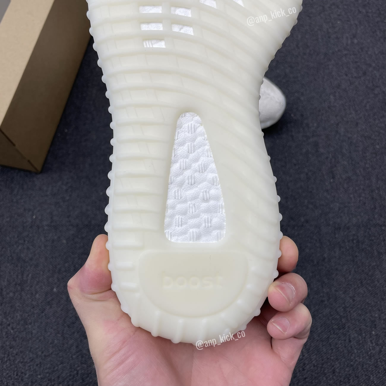 Adidas Yeezy Boost 350 V2 Bone New Release Hq6316 (8) - www.newkick.vip Adidas Yeezy Boost 350 V2 Bone New Release Hq6316 (8) - www.newkick.vip
