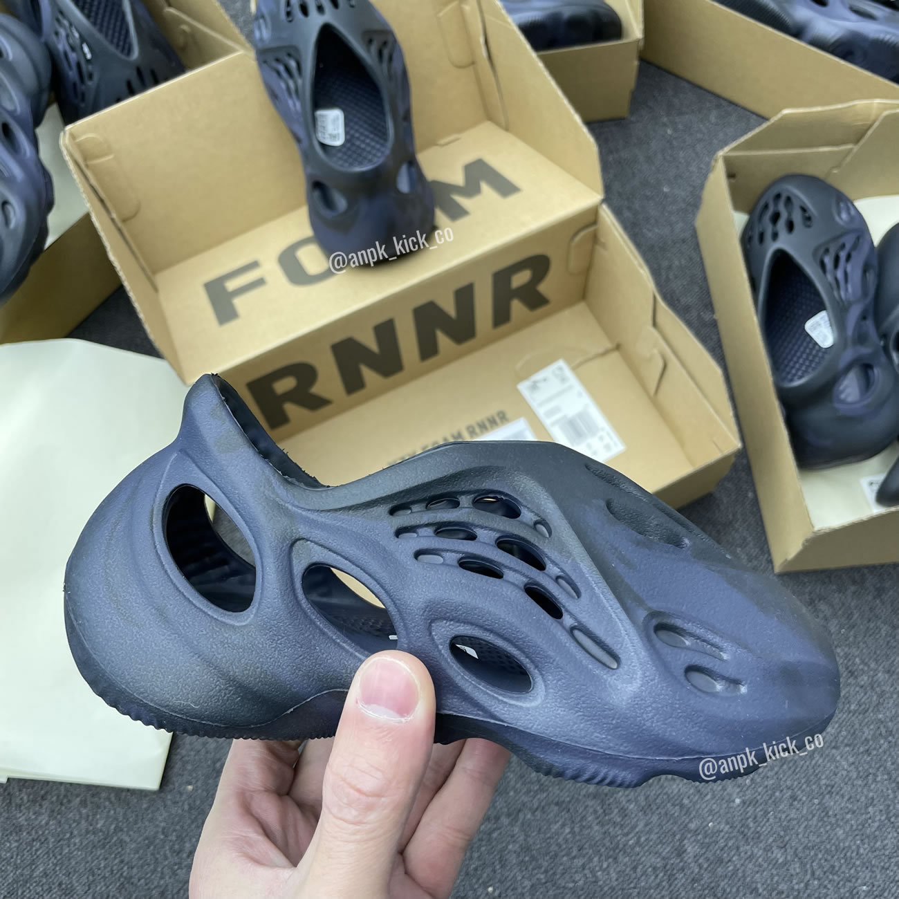 Adidas Yeezy Foam Rnnr Mineral Blue Kids Anpkick Gx8506 (3) - www.newkick.vip