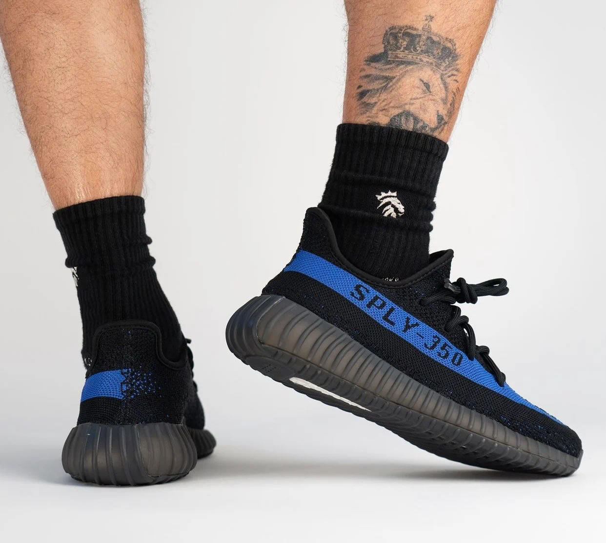 Adidas Yeezy Boost 350 V2 Dazzling Blue Gy7164 On Feet 6 - www.newkick.vip