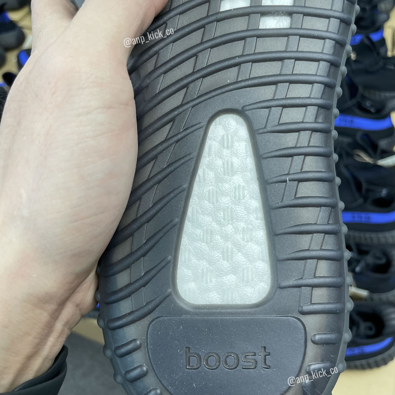 Adidas Yeezy Boost 350 V2 Dazzling Blue Anpkick Gy7164 (5) - www.newkick.vip