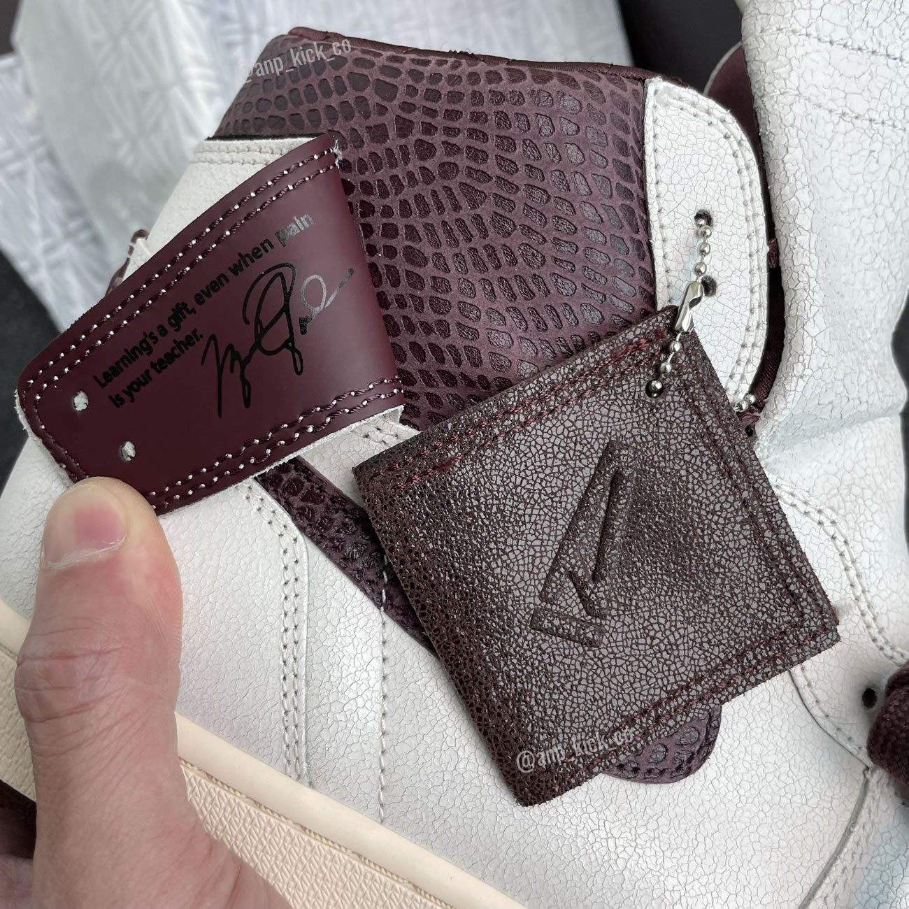 A Ma Maniere Air Jordan 1 High Og Sail And Burgundy Anpkick Do7097 100 (11) - www.newkick.vip