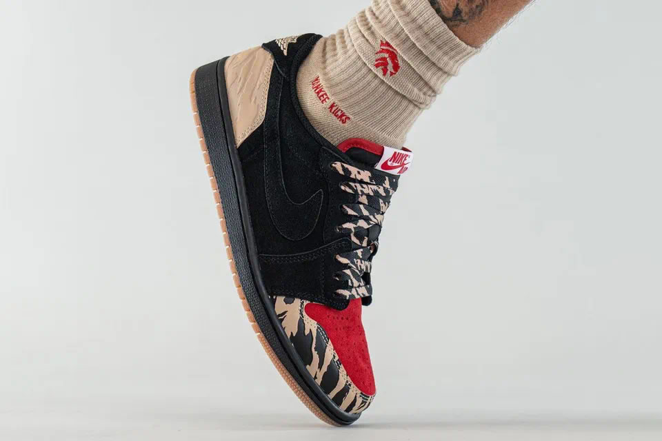 Solefly Air Jordan 1 Low Carnivore Dn3400 001 On Feet (6) - www.newkick.vip