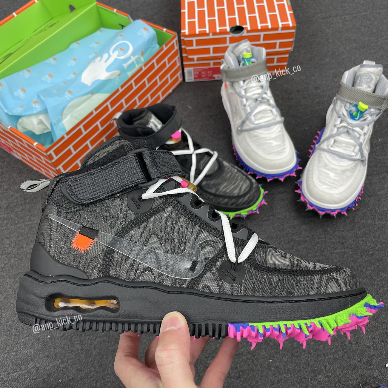 Off White Nike Air Force 1 Mid Black Do6290 001 White Do6290 100 (7) - www.newkick.vip Off White Nike Air Force 1 Mid Black Do6290 001 White Do6290 100 (7) - www.newkick.vip