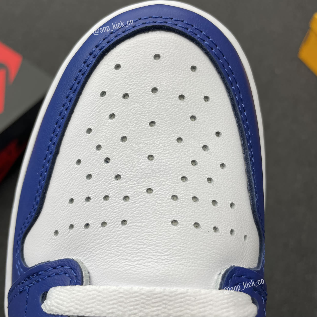 Air Jordan 1 Retro High Og Anpkick Storm Blue 555088 127 (4) - www.newkick.vip Air Jordan 1 Retro High Og Anpkick Storm Blue 555088 127 (4) - www.newkick.vip