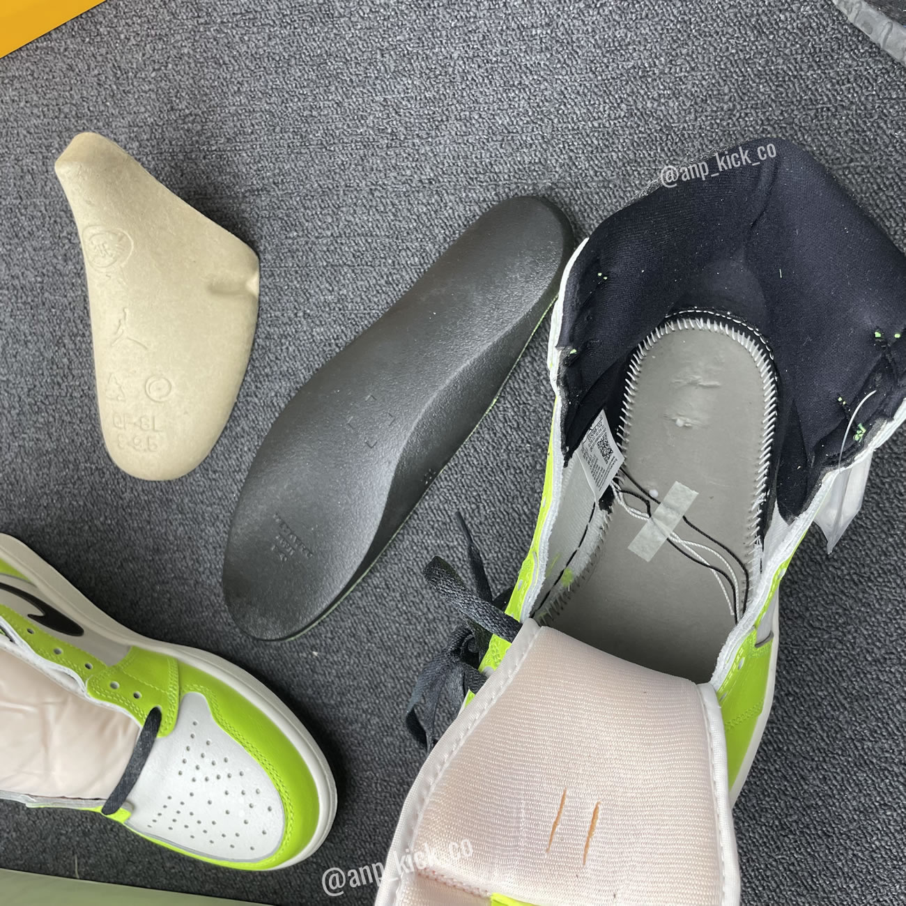 Air Jordan 1 Retro High Og Anpkick Volt Black Sail 555088 702 (7) - www.newkick.vip