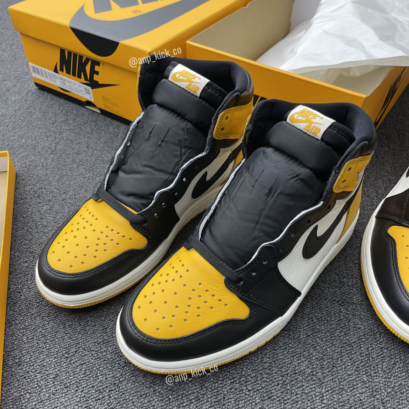 Air Jordan 1 Retro High Og Anpkick Yellow Toe 555088 711 (15) - www.newkick.vip