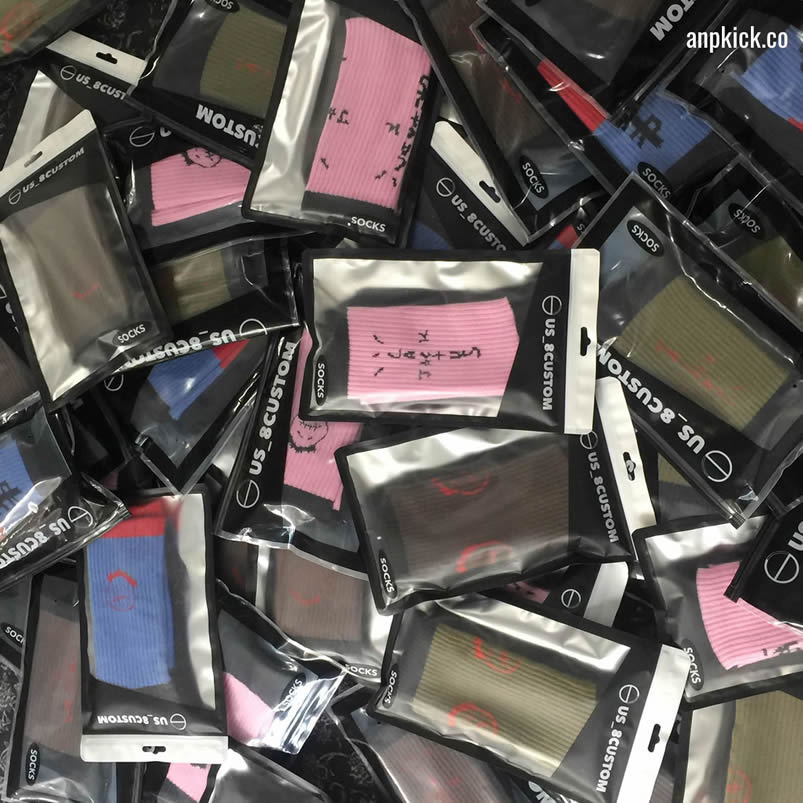 New Socks Popular Pattern Us8 Custom Pop Culture Nike Socks Cheap Sale 1300x1300 - www.newkick.vip