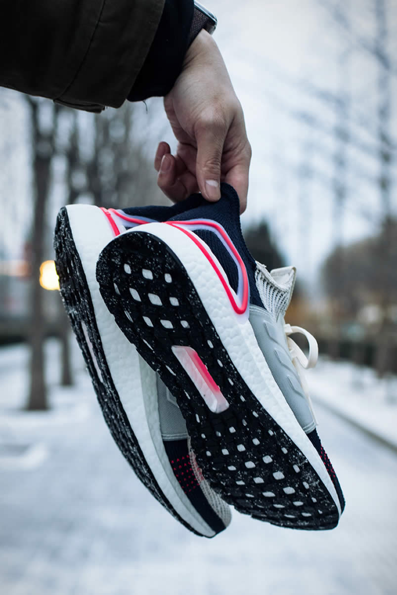 Adidas Ultra Boost 2019 Colorways Pics Active Red Cloud White B37703 (0) - www.newkick.vip