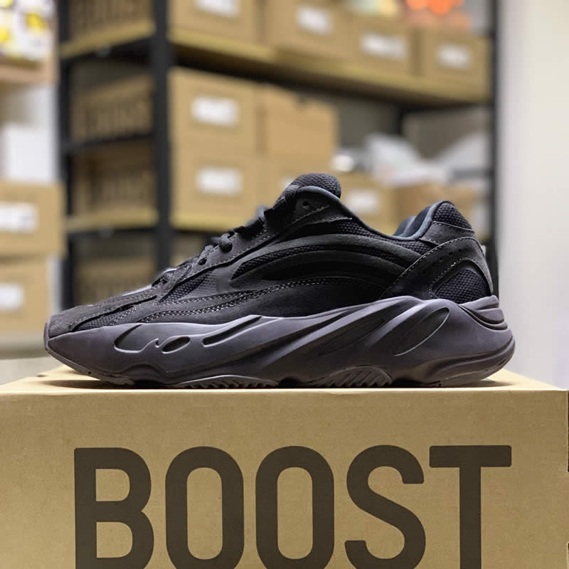 Yeezy Boost 700 V2 Vanta Black Fu6684 (1) - www.newkick.vip Yeezy Boost 700 V2 Vanta Black Fu6684 (1) - www.newkick.vip