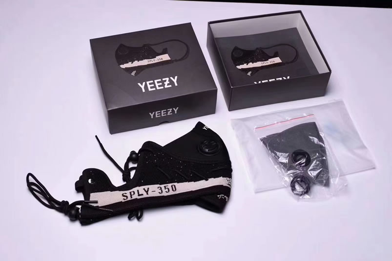 Adidas Yeezy Boost 350 V2 Oreo Face Mask (2) - www.newkick.vip
