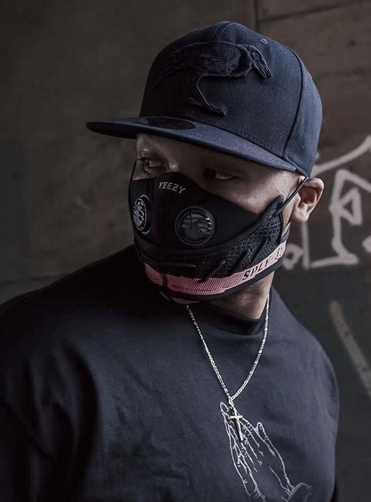 Adidas Yeezy Boost 350 V2 Oreo Face Mask (4) - www.newkick.vip