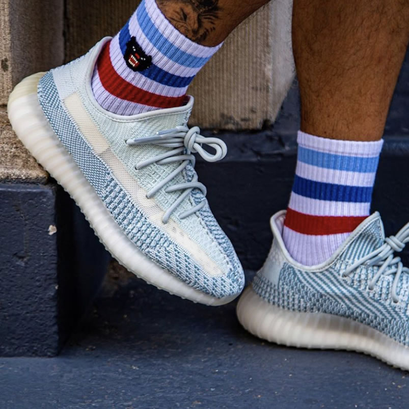 Adidas Yeezy Boost 350 V2 Cloud White Non Reflective On Feet Fw3043 (1) - www.newkick.vip Adidas Yeezy Boost 350 V2 Cloud White Non Reflective On Feet Fw3043 (1) - www.newkick.vip