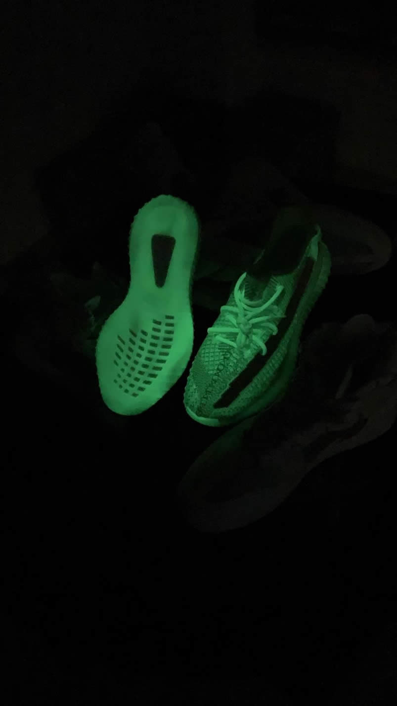 Adidas Yeezy Boost 350 V2 Gitd Glow In The Dark Spring 2019 (10) - www.newkick.vip