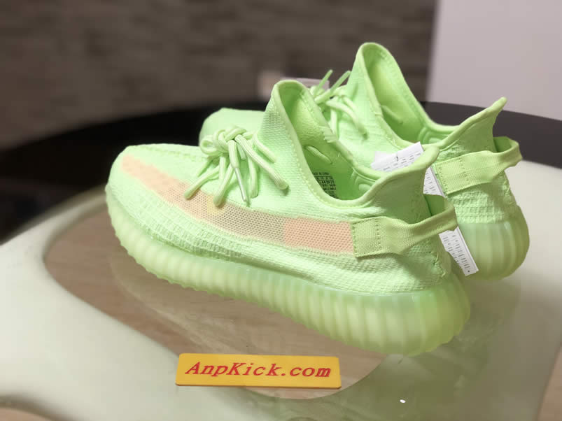 Adidas Yeezy Boost 350 V2 Gitd Glow In The Dark Spring 2019 (2) - www.newkick.vip