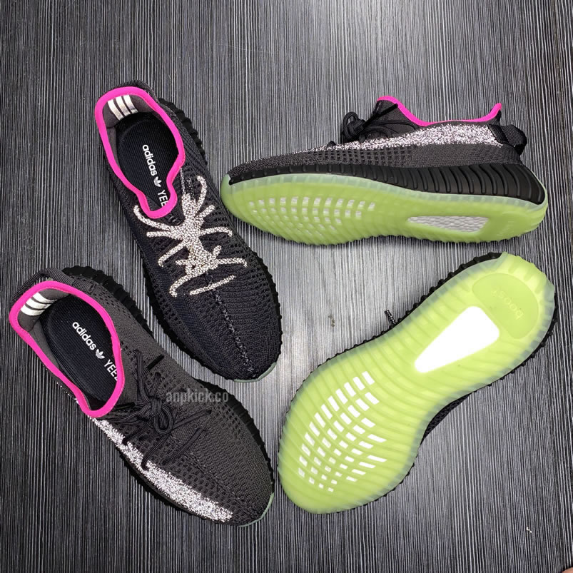 Adidas Yeezy Boost 350 V2 Nrg Red October Non Reflective Ut8830 Reflective Ut8831 (11) - www.newkick.vip