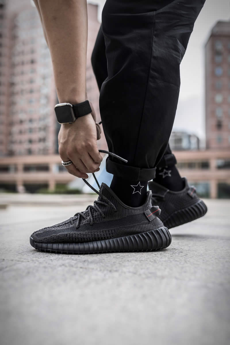 Adidas Yeezy Boost 350 V2 Black None Refective On Feet Fu9013 (2) - www.newkick.vip Adidas Yeezy Boost 350 V2 Black None Refective On Feet Fu9013 (2) - www.newkick.vip