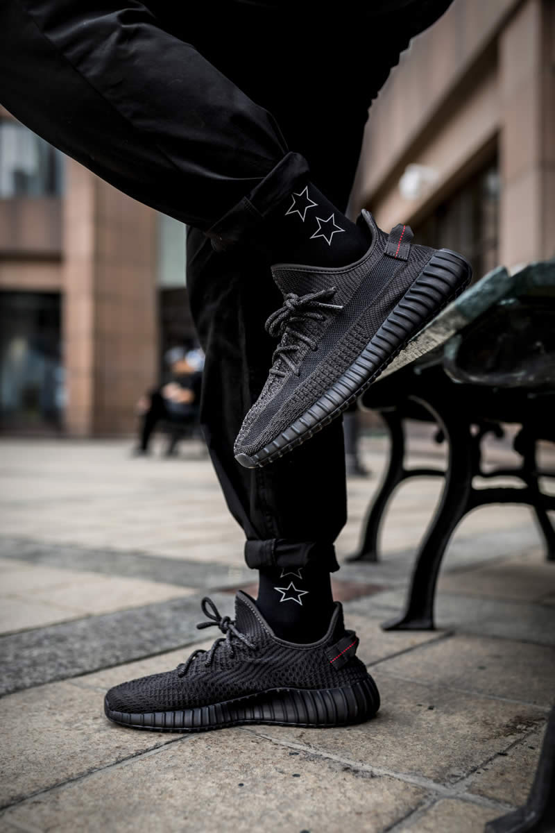 Adidas Yeezy Boost 350 V2 Black None Refective On Feet Fu9013 (3) - www.newkick.vip Adidas Yeezy Boost 350 V2 Black None Refective On Feet Fu9013 (3) - www.newkick.vip
