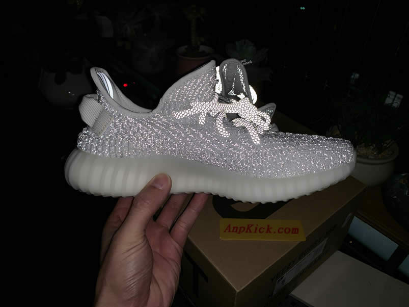 Adidas Yeezy Boost 350 V2 Static Reflective 3m Image Outfits Ef2367 (4) - www.newkick.vip