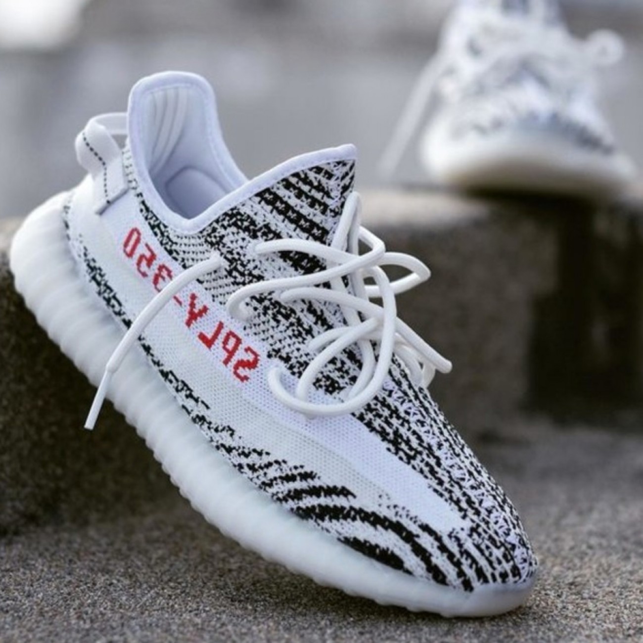 Adidas Yeezy Boost 350 V2 Zebra Cp9654 Outfit 2018 Release Date (6) - www.newkick.vip Adidas Yeezy Boost 350 V2 Zebra Cp9654 Outfit 2018 Release Date (6) - www.newkick.vip