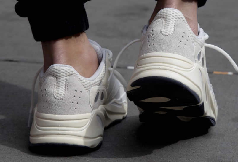 Adidas Yeezy Boost 700 Analog On Foot Outfit Release Date Eg7596 (5) - www.newkick.vip