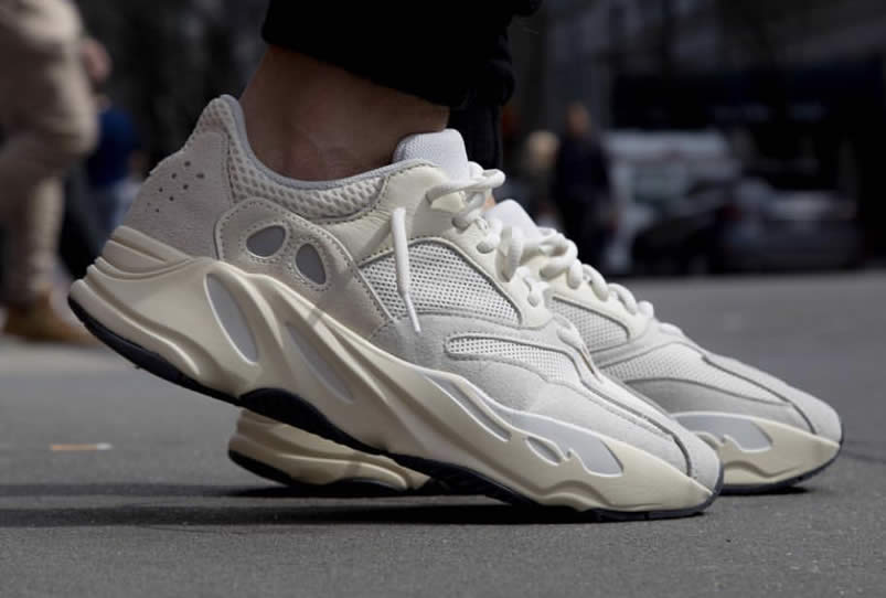 Adidas Yeezy Boost 700 Analog On Foot Outfit Release Date Eg7596 (2) - www.newkick.vip