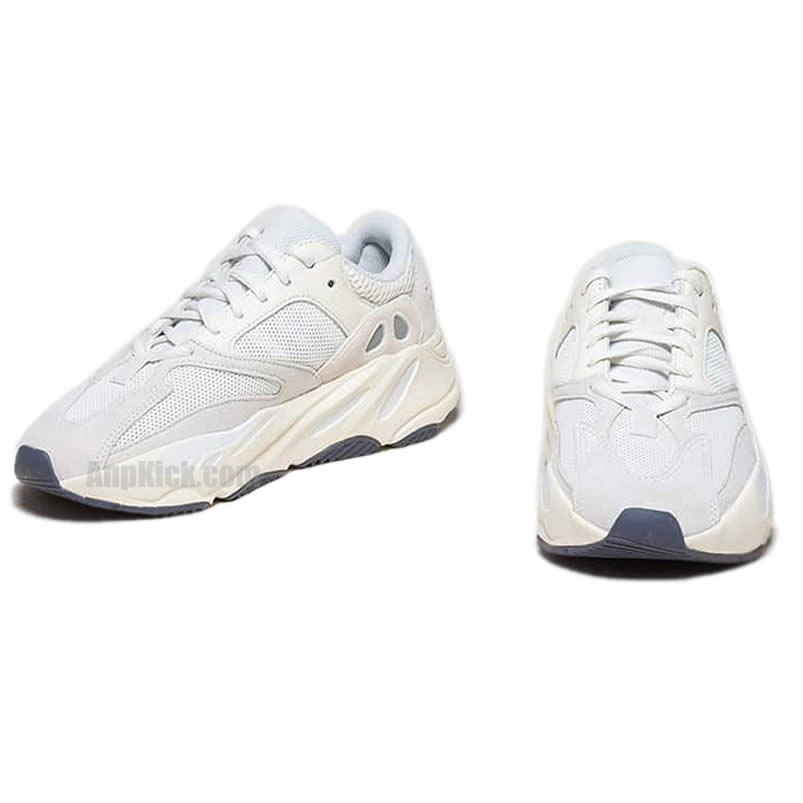 Adidas Yeezy Boost 700 Analog Outfit On Foot Release Date Eg7596 (4) - www.newkick.vip