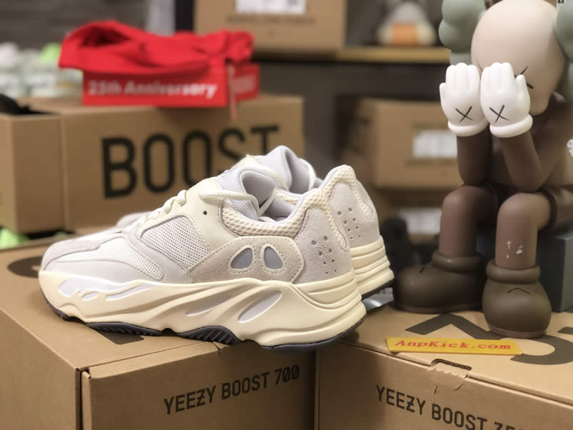 Adidas Yeezy Boost 700 Analog Outfit On Foot Release Date Eg7596 (6) - www.newkick.vip