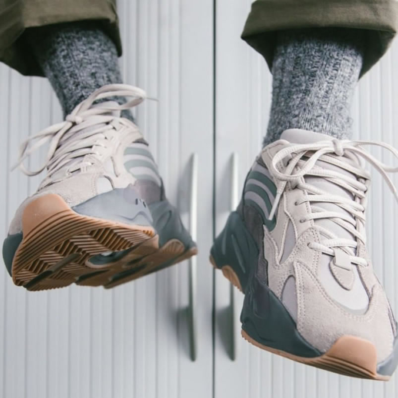 Adidas Yeezy Boost 700 Tephra On Feet Outfit Style Fu7914 (3) - www.newkick.vip