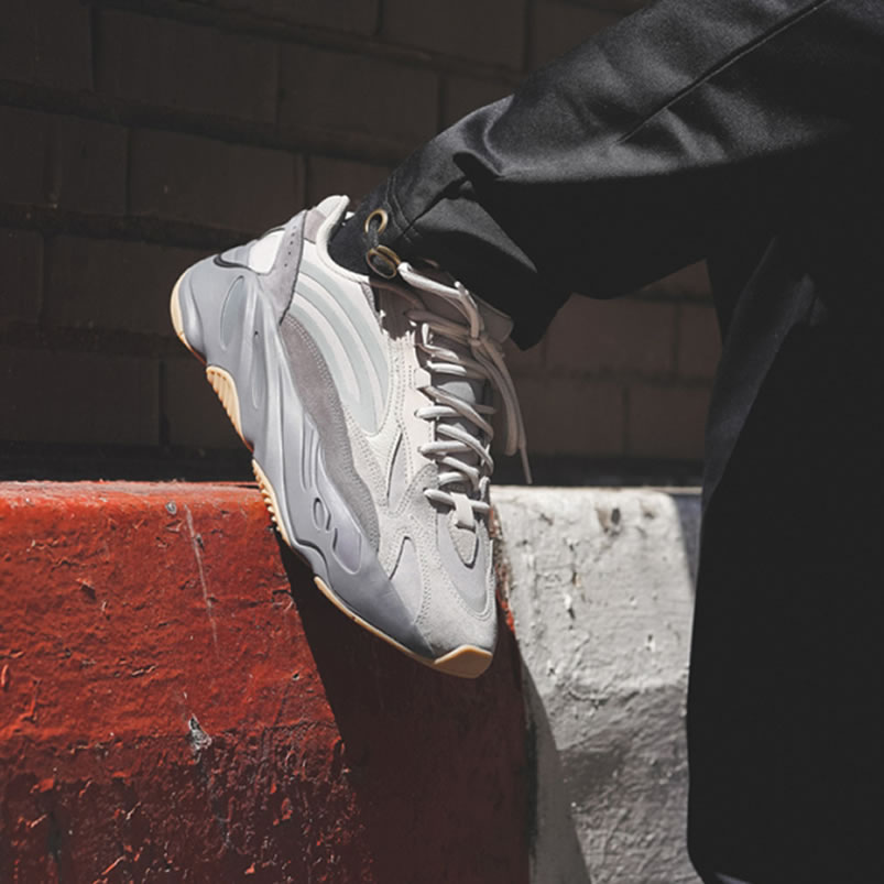 Adidas Yeezy Boost 700 Tephra On Feet Outfit Style Fu7914 (4) - www.newkick.vip