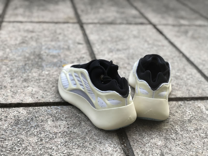 Adidas Yeezy Boost 700 V3 Azael Anpkick Release Date Fw4980 (3) - www.newkick.vip Adidas Yeezy Boost 700 V3 Azael Anpkick Release Date Fw4980 (3) - www.newkick.vip