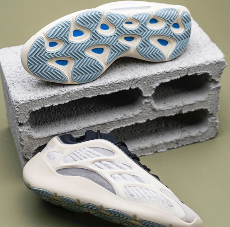 Adidas Yeezy Boost 700 V3 Azael Release Date Fw4980 (11) - www.newkick.vip Adidas Yeezy Boost 700 V3 Azael Release Date Fw4980 (11) - www.newkick.vip