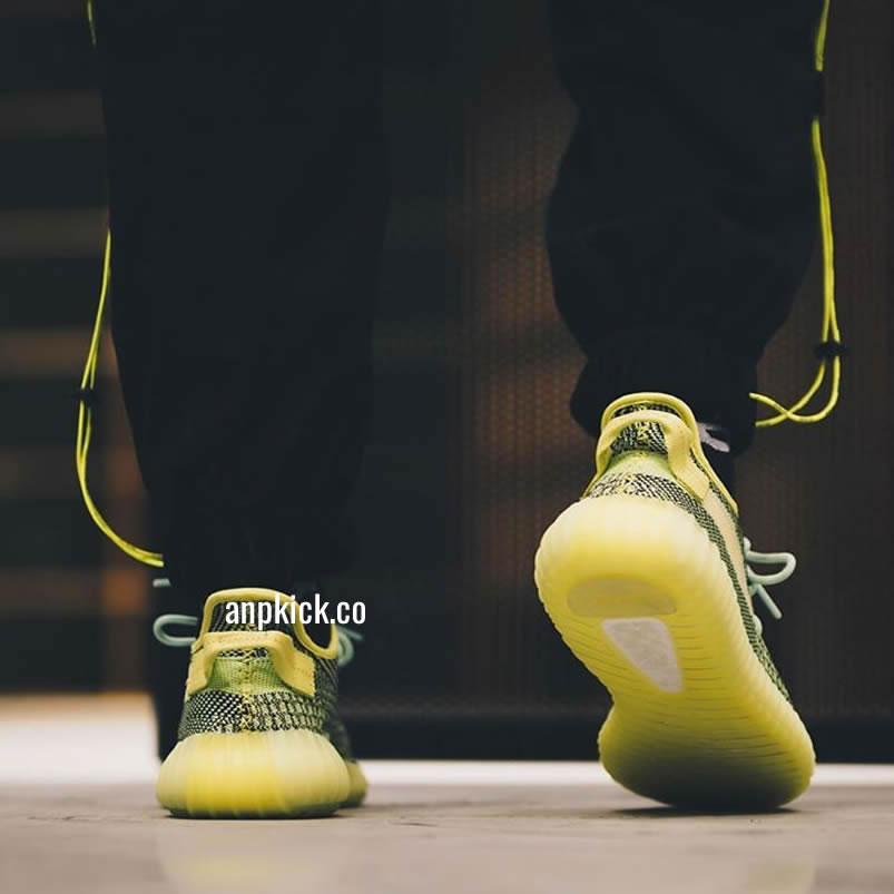 Adidas Yeezy Boost 350 V2 Yeezreel Reflective Green Black On Feet Release Date Fw4130 (5) - www.newkick.vip Adidas Yeezy Boost 350 V2 Yeezreel Reflective Green Black On Feet Release Date Fw4130 (5) - www.newkick.vip