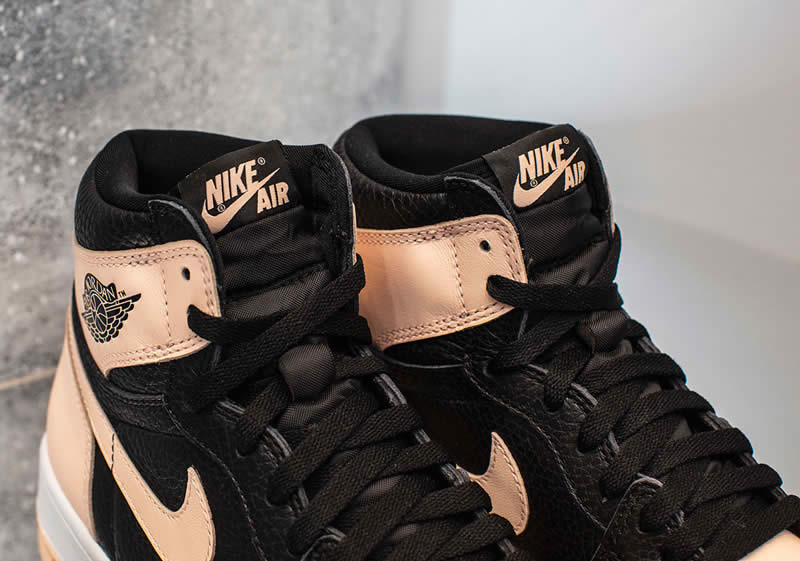 Air Jordan 1 Crimson Tint For Sale On Feet Hyper Pink And Black 555088 081 (4) - www.newkick.vip