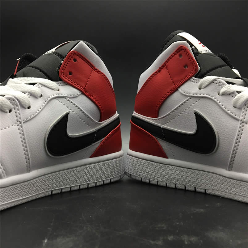 Air Jordan 1 Mid Gives The Bulls Aj1 White Red 554724 116 (5) - www.newkick.vip