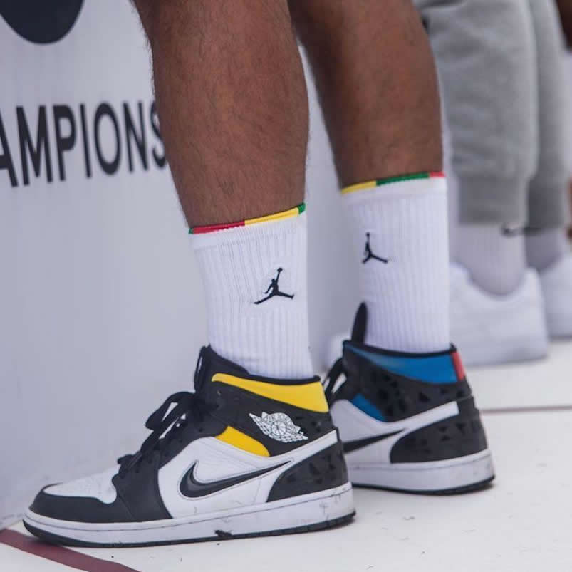 Air Jordan 1 Mid Quai 54 2019 Aj1 On Feet Womens Where To Buy Cj9219 001 (2) - www.newkick.vip